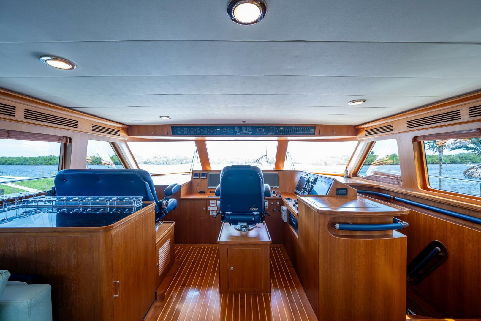2013 Marlow Explorer Enclosed Bridge (CB) - Image 32