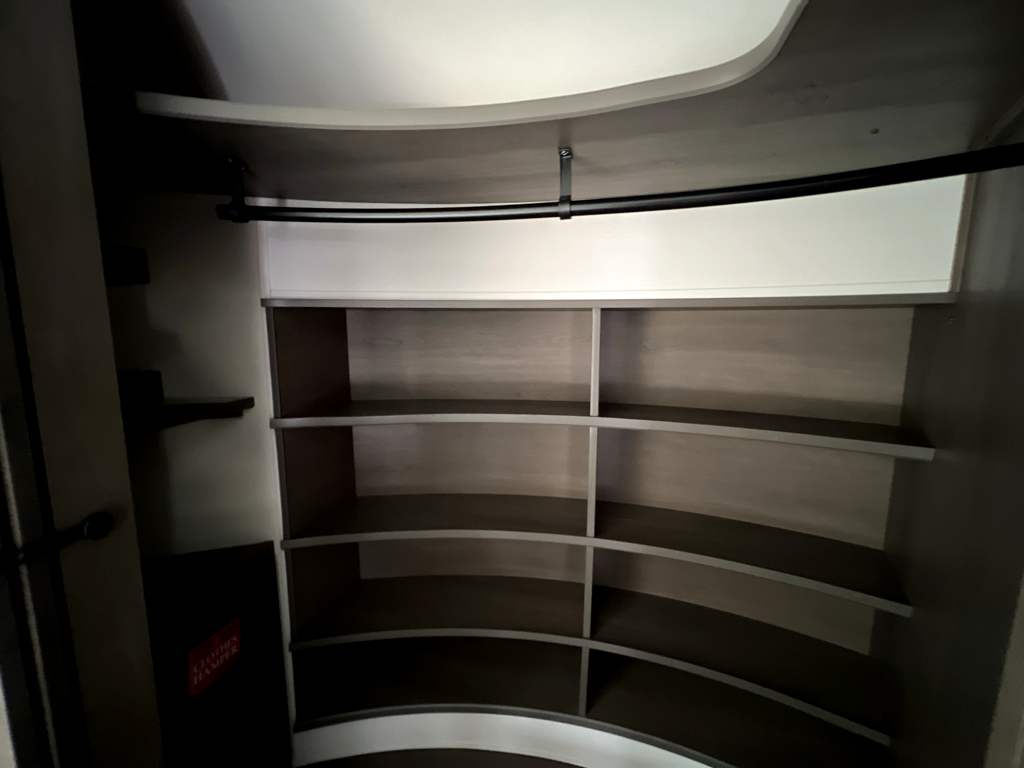 2026 GRAND DESIGN INFLUENCE 3704BH - Image 22