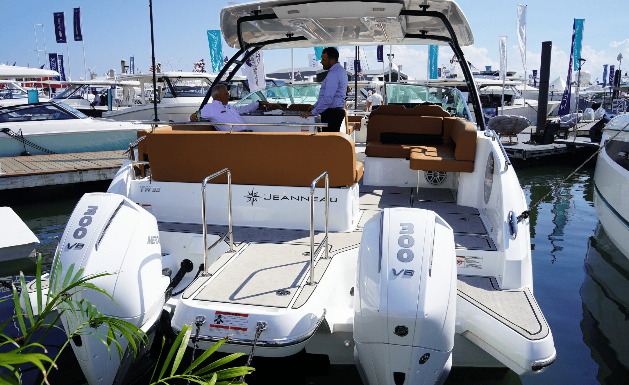 2026 Jeanneau TH33 - Image 4