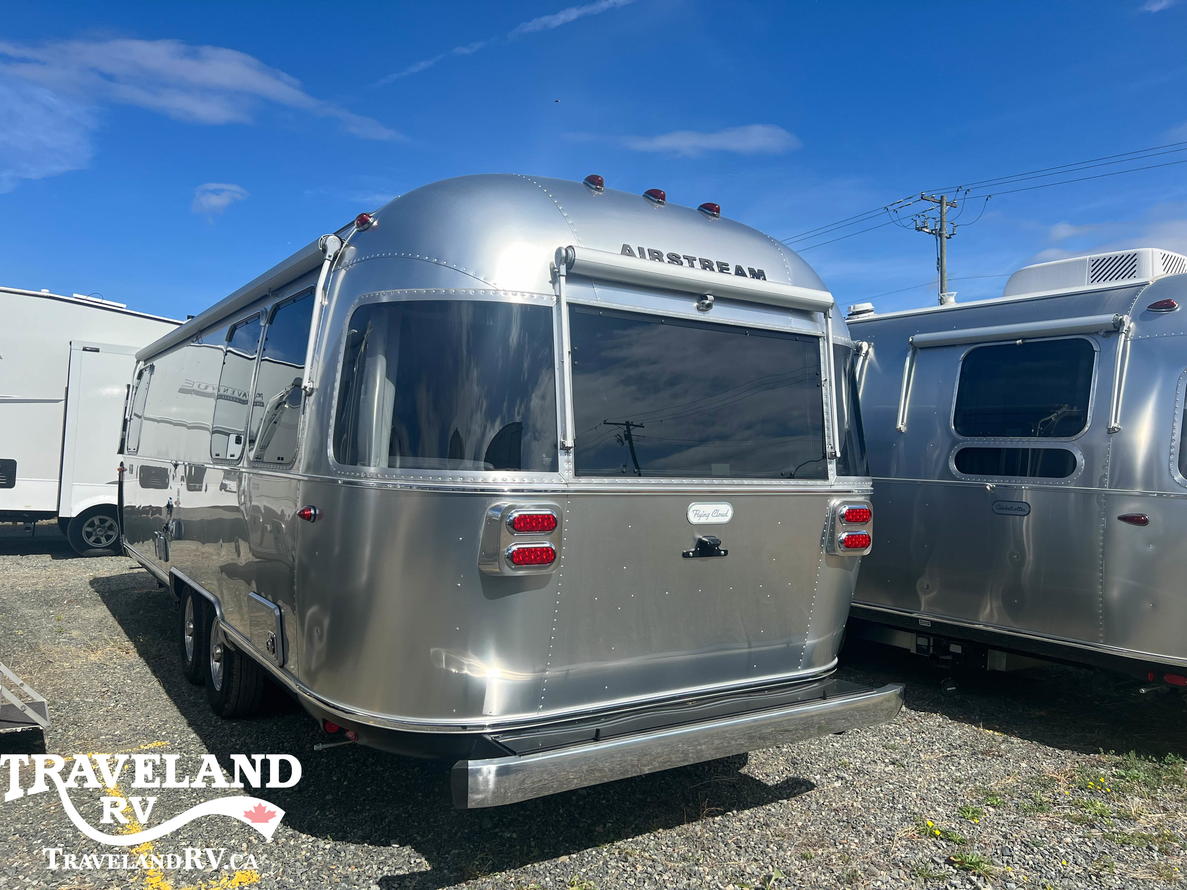 2026 Airstream Flying Cloud 27FB - Image 4
