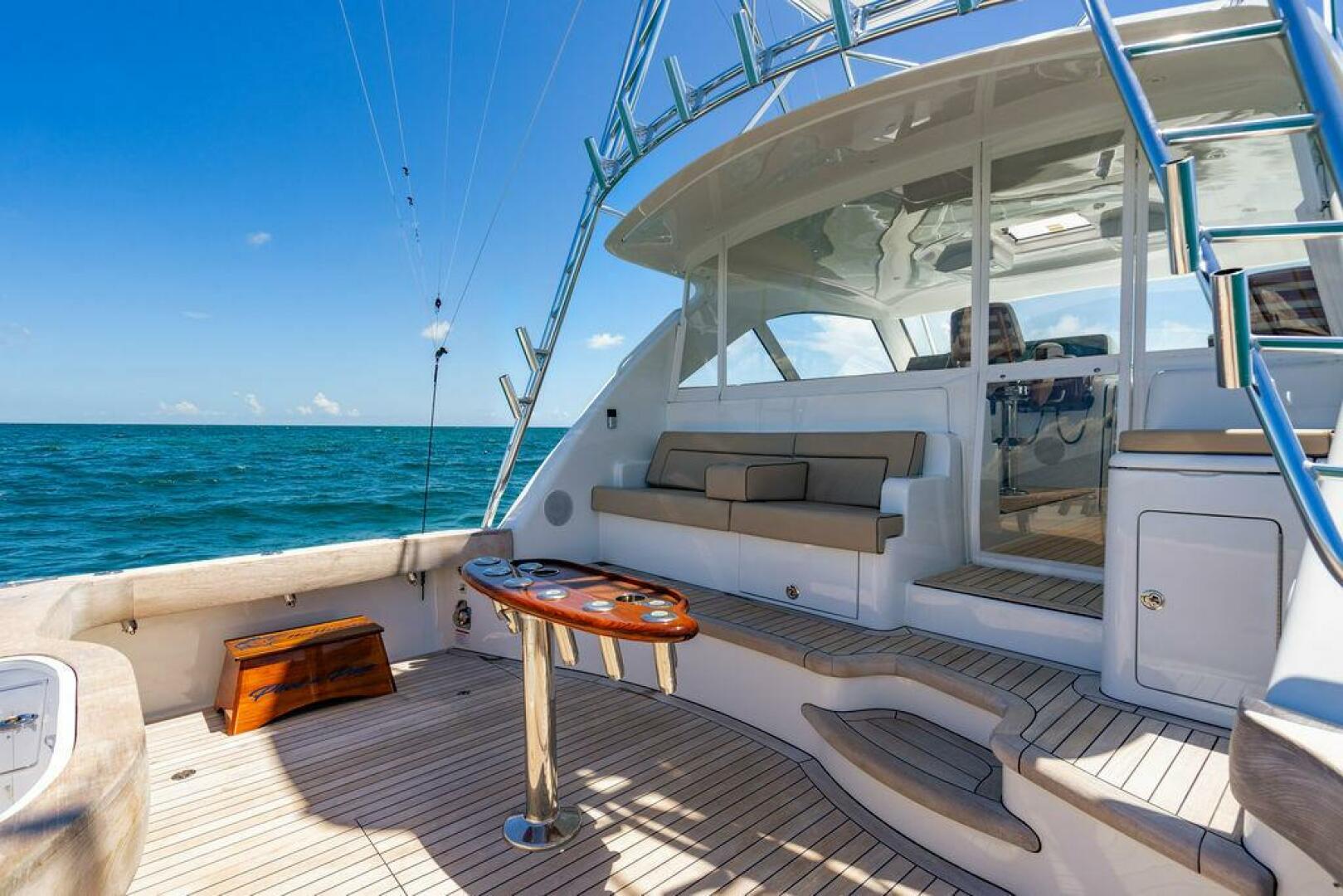 2023 Hatteras GT45X - Image 11