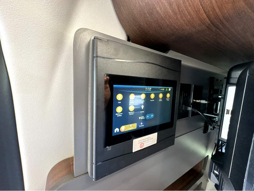 2027 GRAND DESIGN LINEAGE SERIESVP LVP2 - Image 20