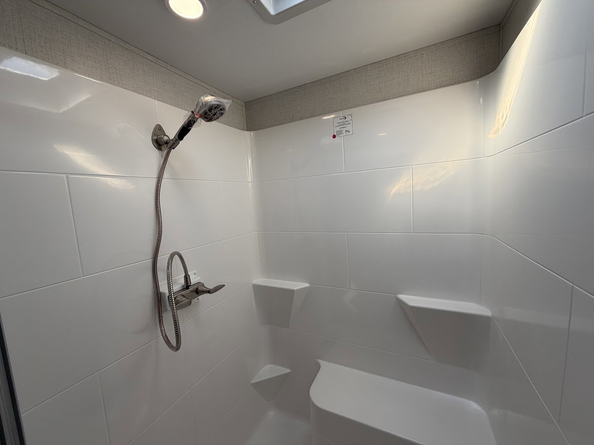 2026 Keystone ALPINE 3710FL - Image 68