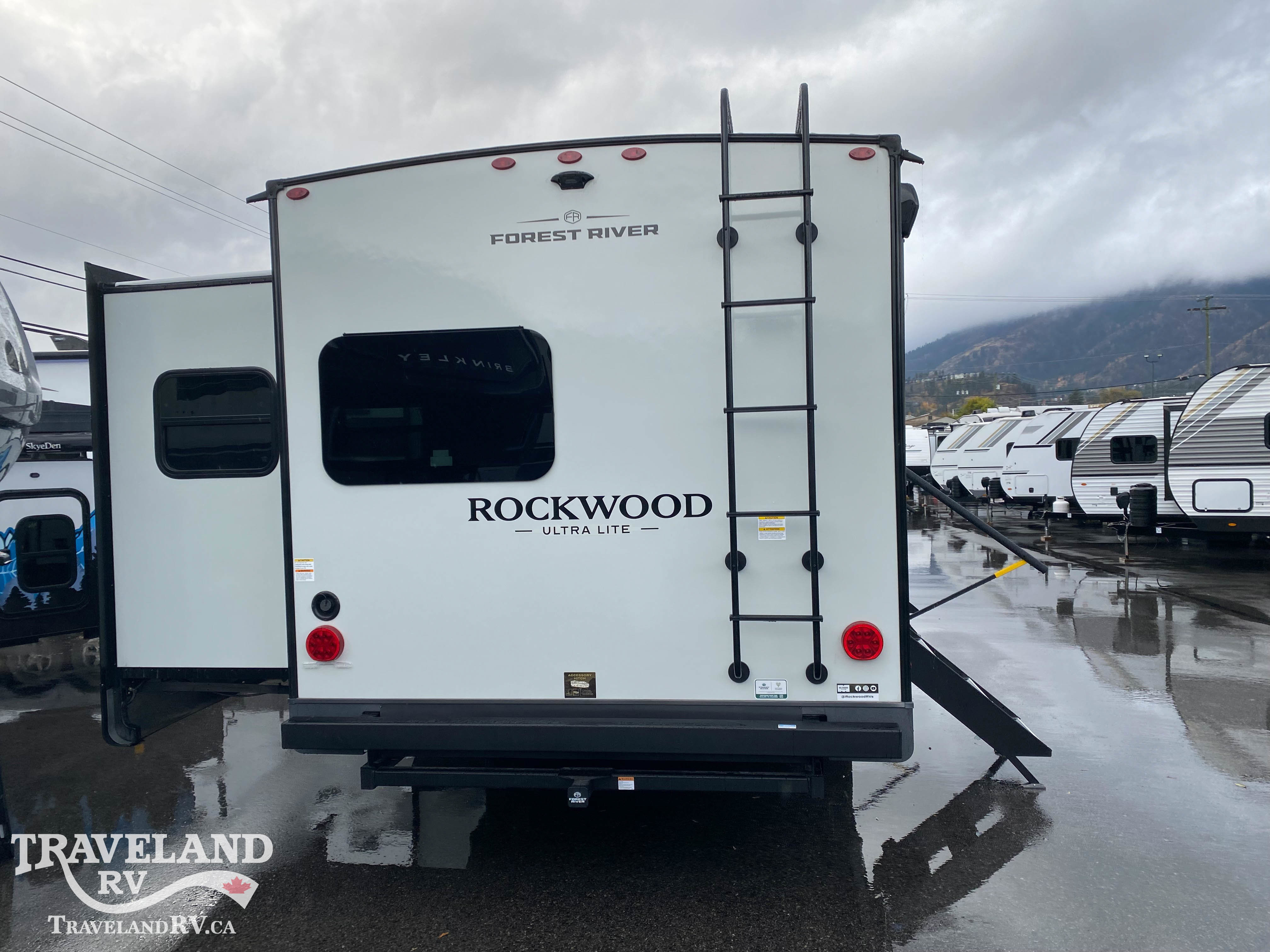 2026 Forest River Rockwood Ultra Lite 2619FK - Image 4