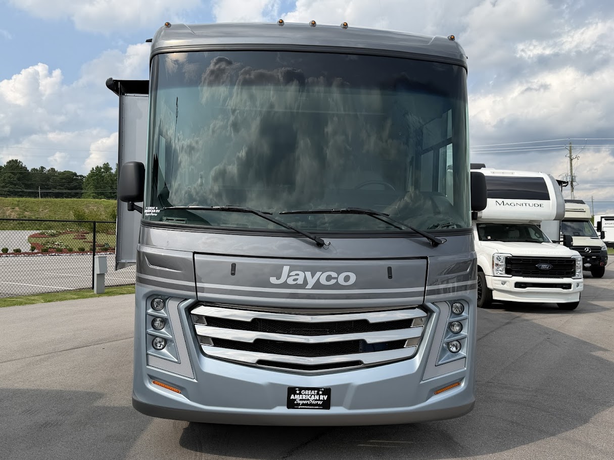 2027 JAYCO PRECEPT 31UL - Image 2