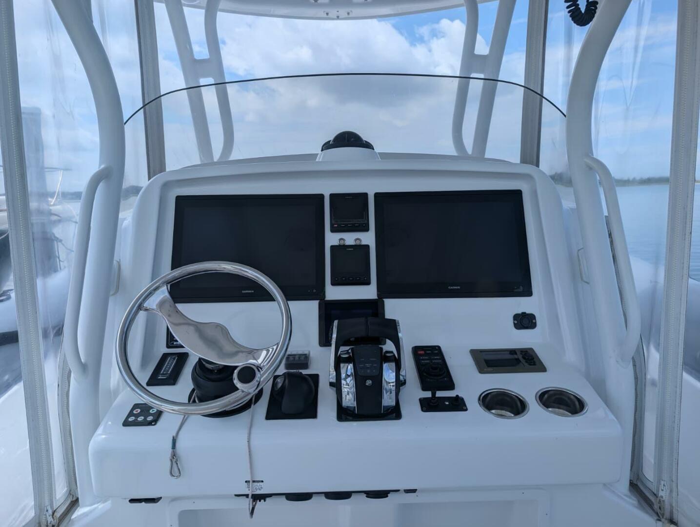 2015 Yellowfin RIB - Image 16