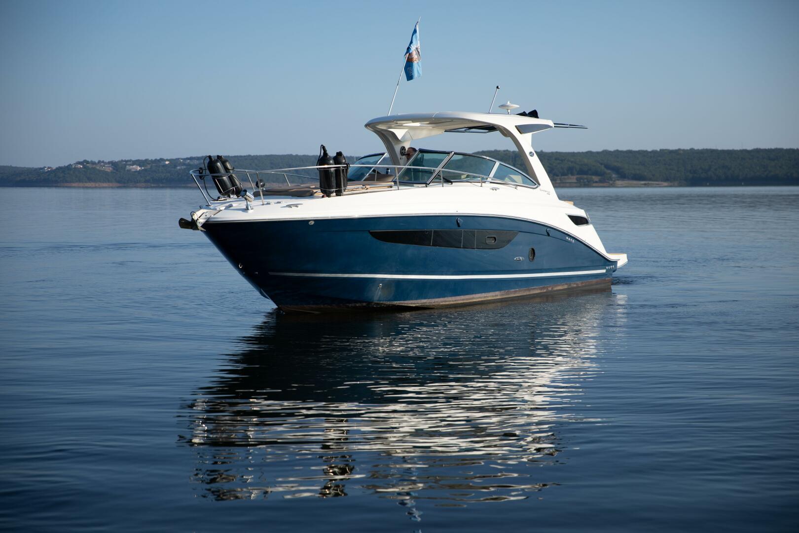 2016 Sea Ray Sundancer 350 - Image 1