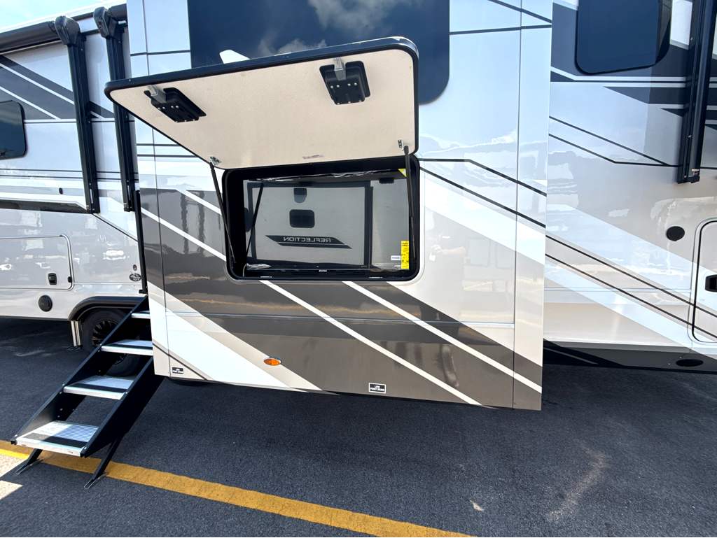 2027 JAYCO PINNACLE 39FLOK - Image 9
