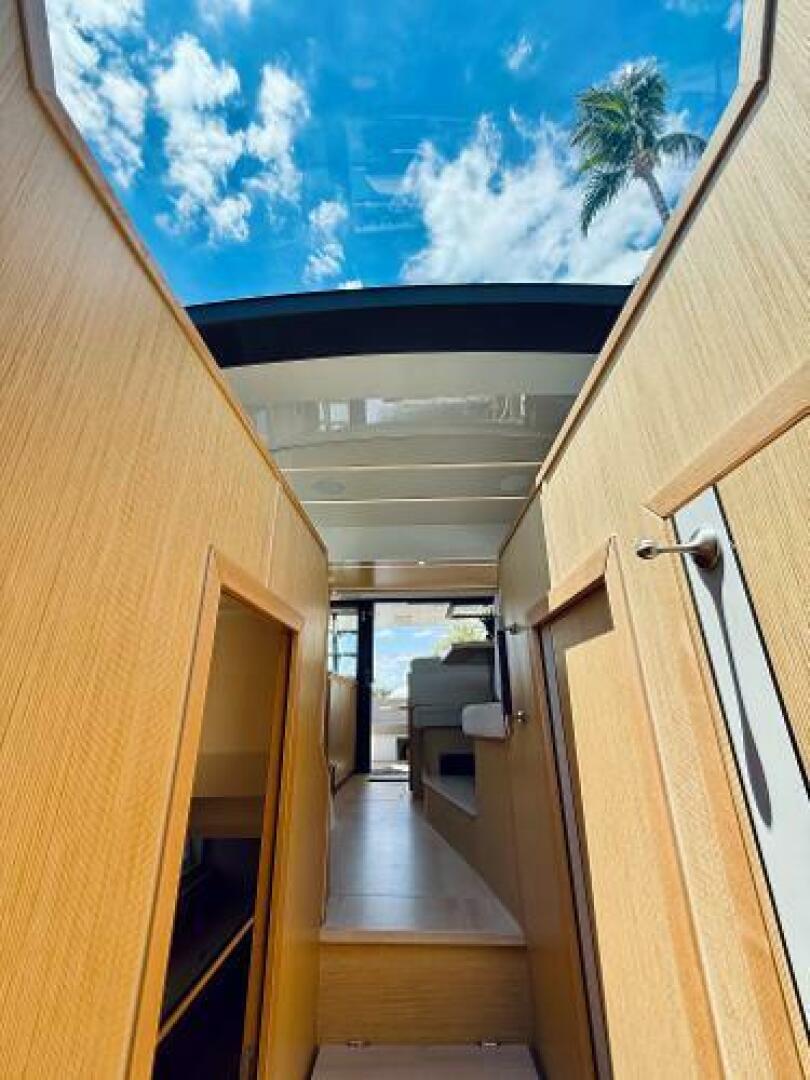 2019 Sealine F430 - Image 28