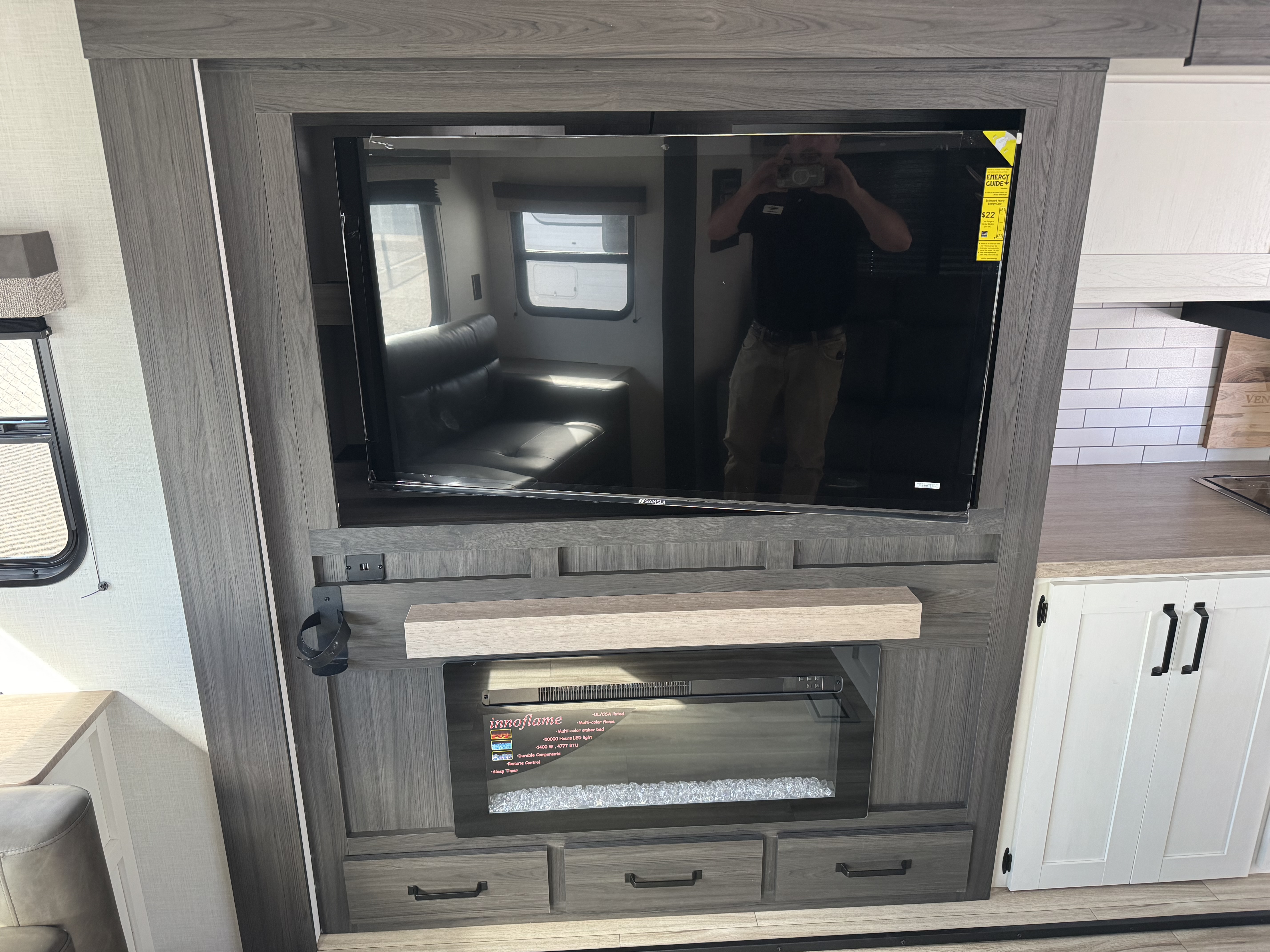 2027 VENTURE RV SIENNA 293VIK - Image 12