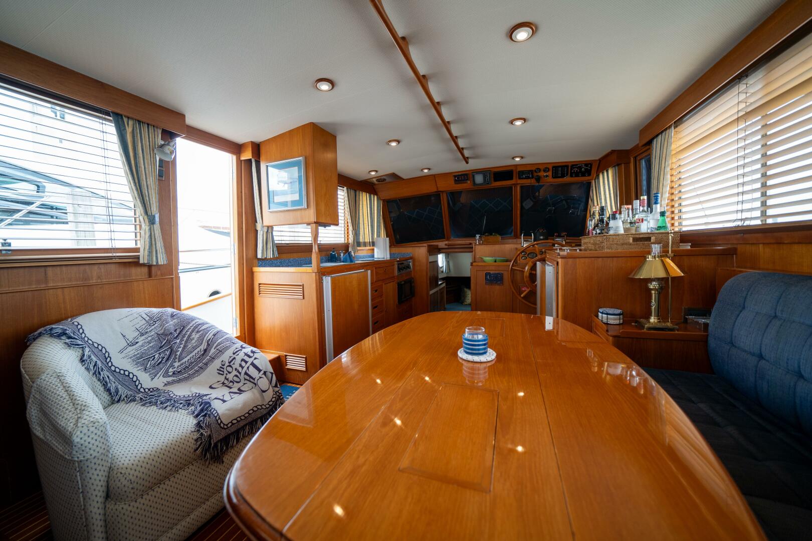 2001 Grand Banks 42 Classic - Image 39
