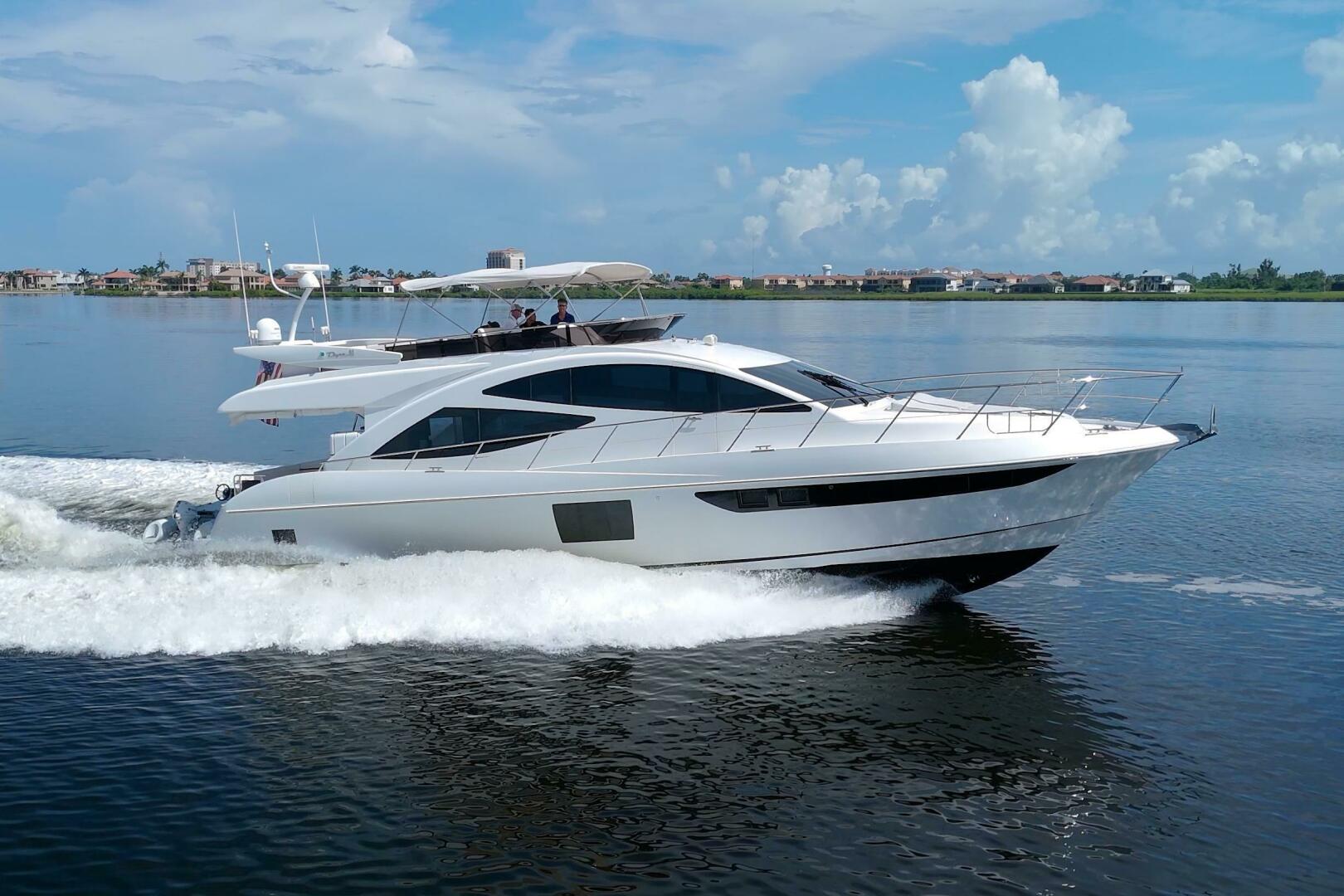 2015 Dyna Yachts 60 Pilothouse Motoryacht - Image 4