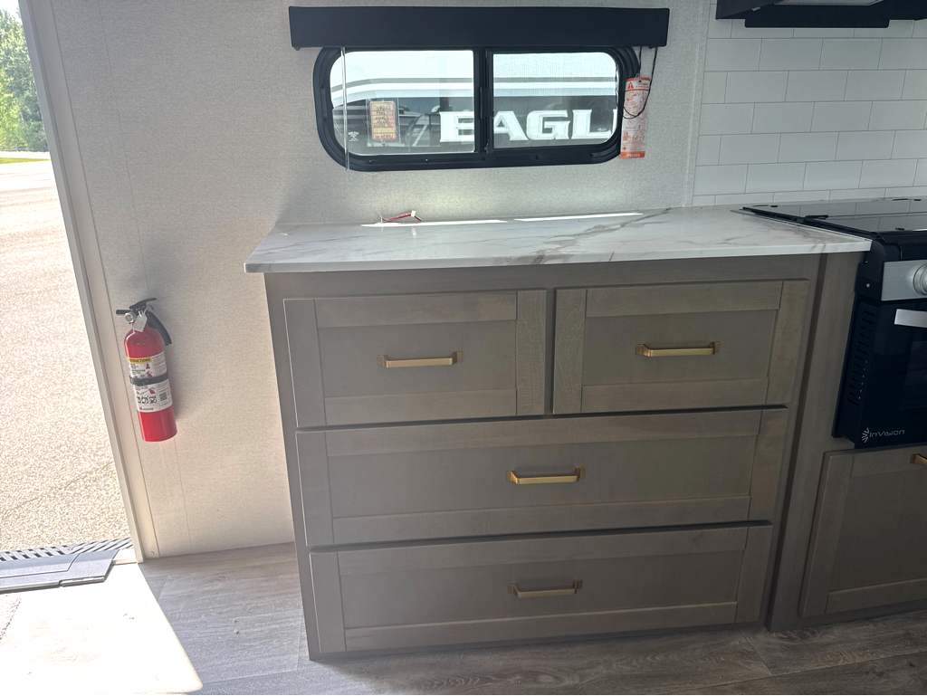 2027 JAYCO EAGLE SLE 28BHU - Image 14