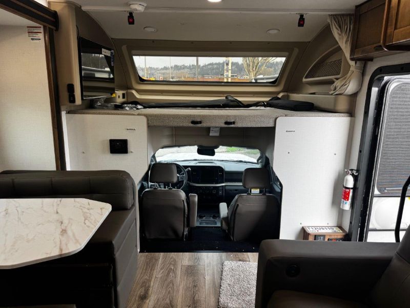 2026 Entegra Coach Esteem XL 32U - Image 15