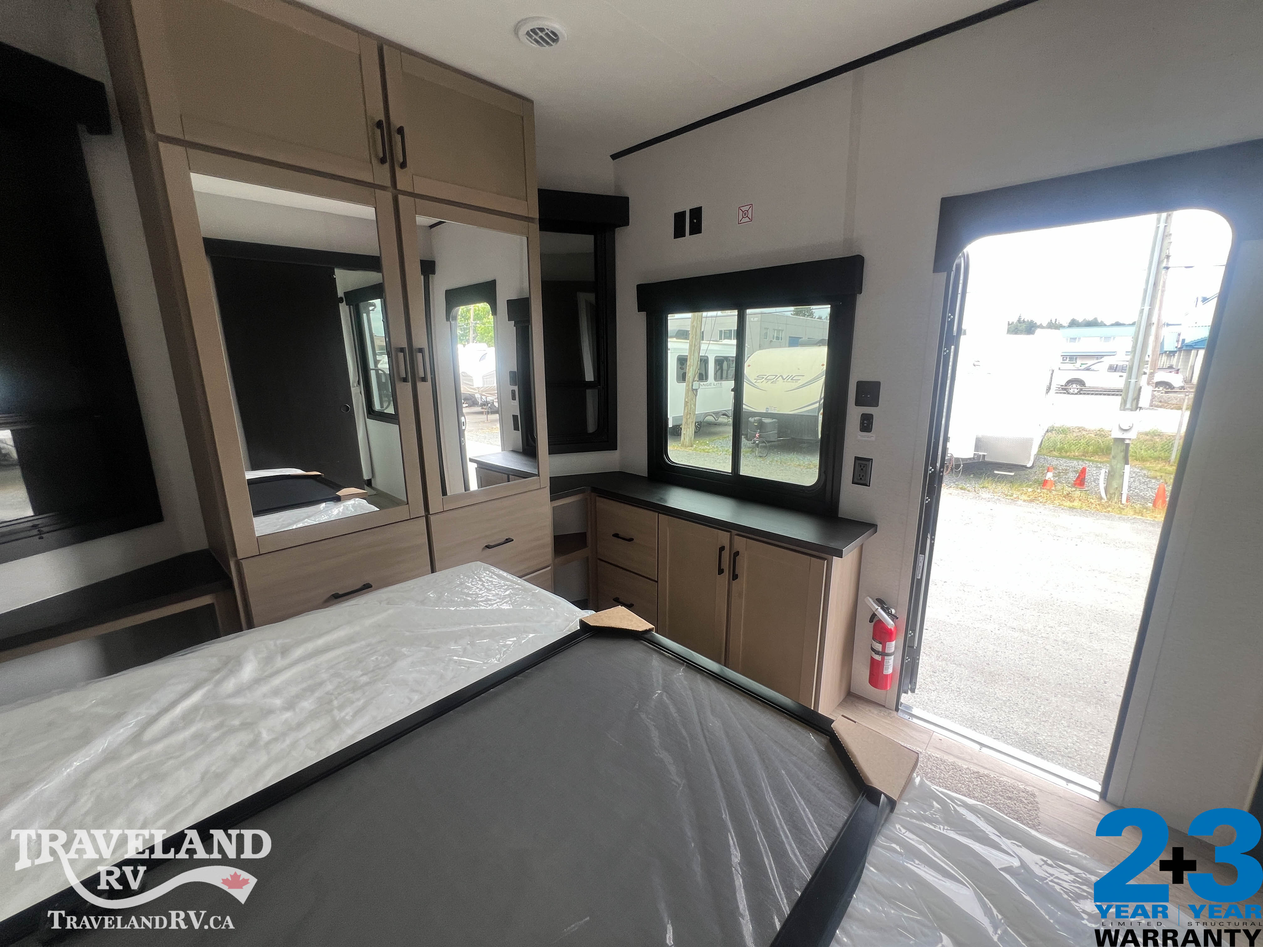 2026 Jayco Jay Flight Bungalow 40RLTS - Image 28