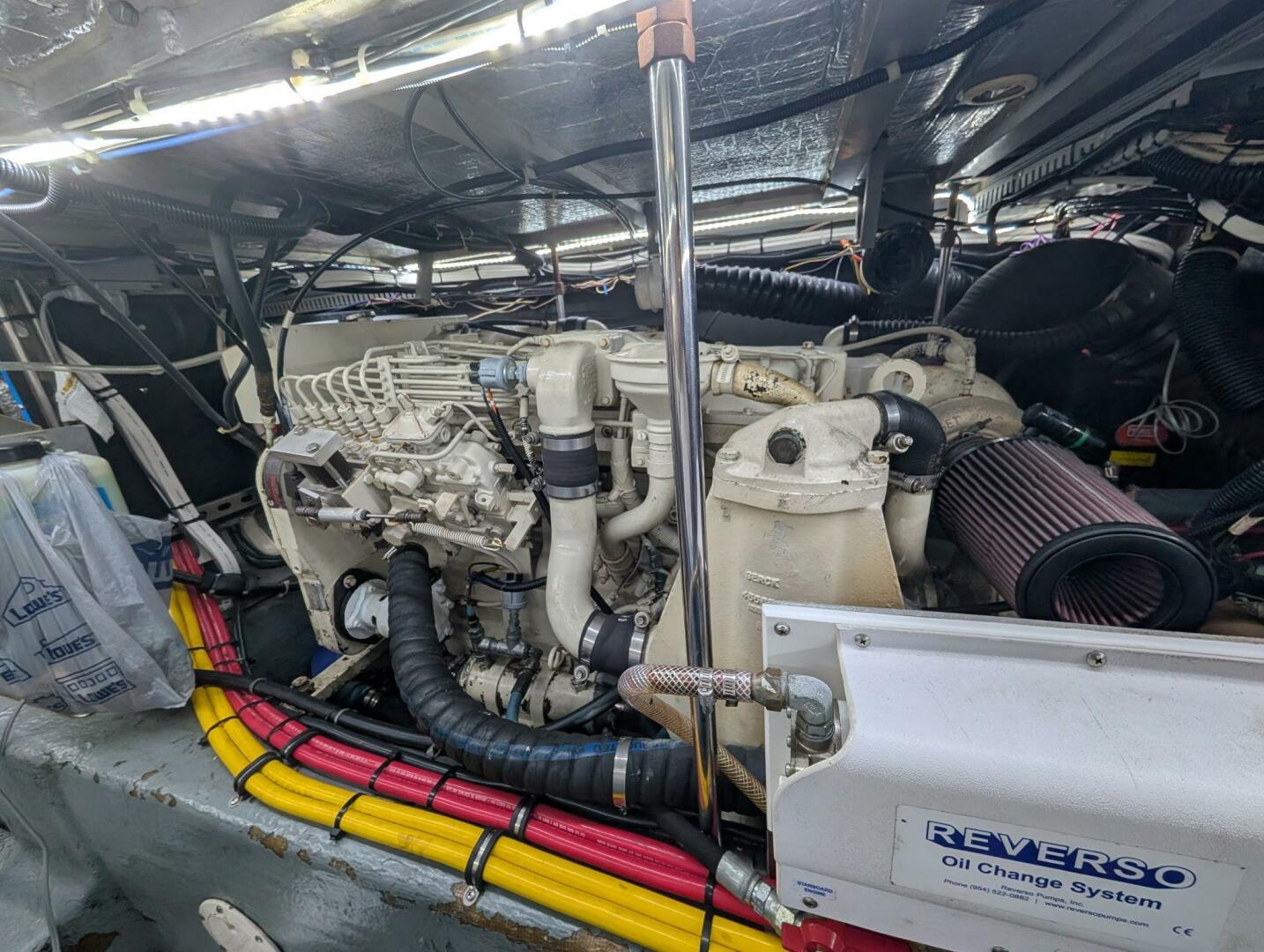 1996 Carver 455 Aft Cabin - Image 32