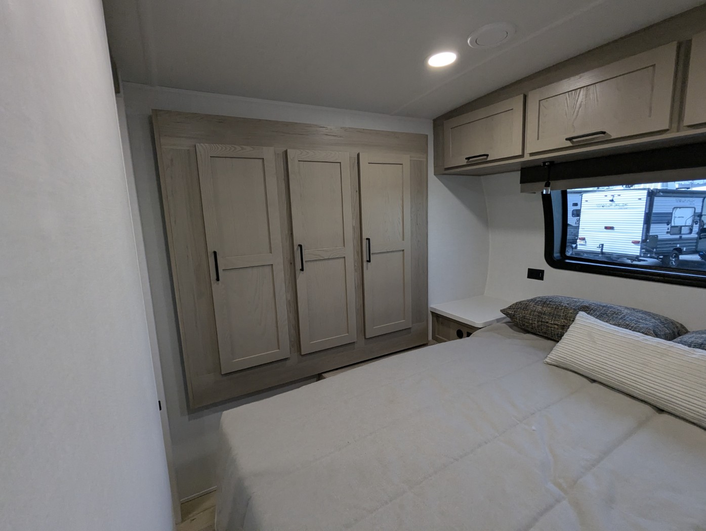 2026 Forest River Rockwood Mini Lite 2513S - Image 10