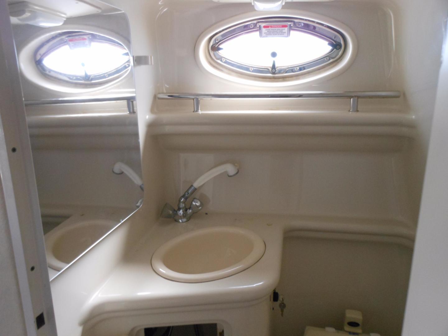 2006 Sea Ray 270 Amberjack - Image 15
