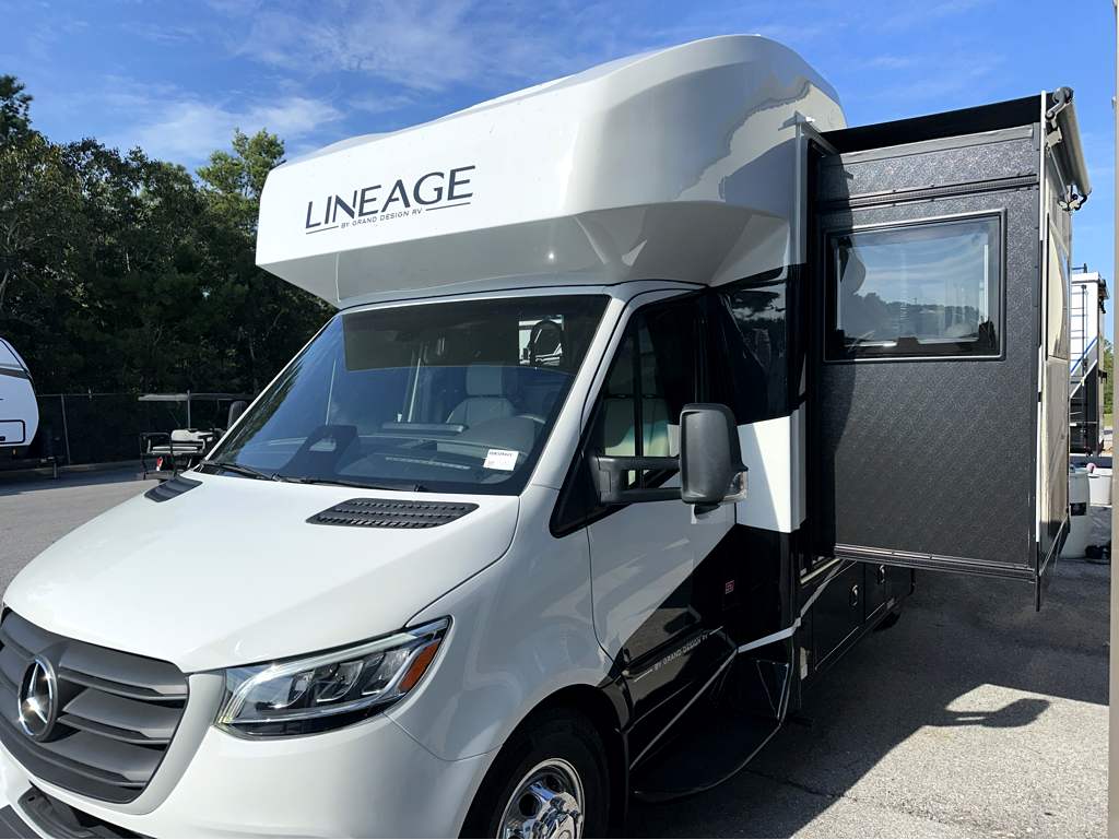 2026 Grand Design Lineage Series M 25TK - Image 2
