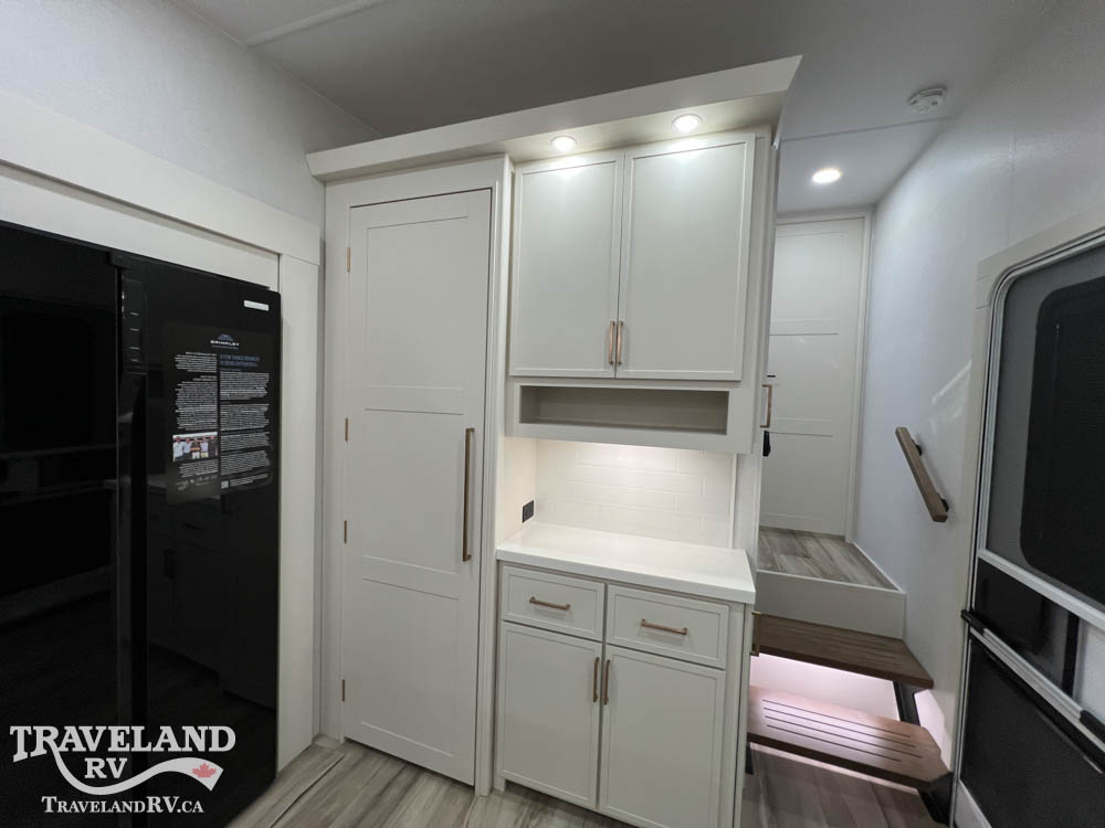 2027 Brinkley RV Model Z 3100 - Image 30