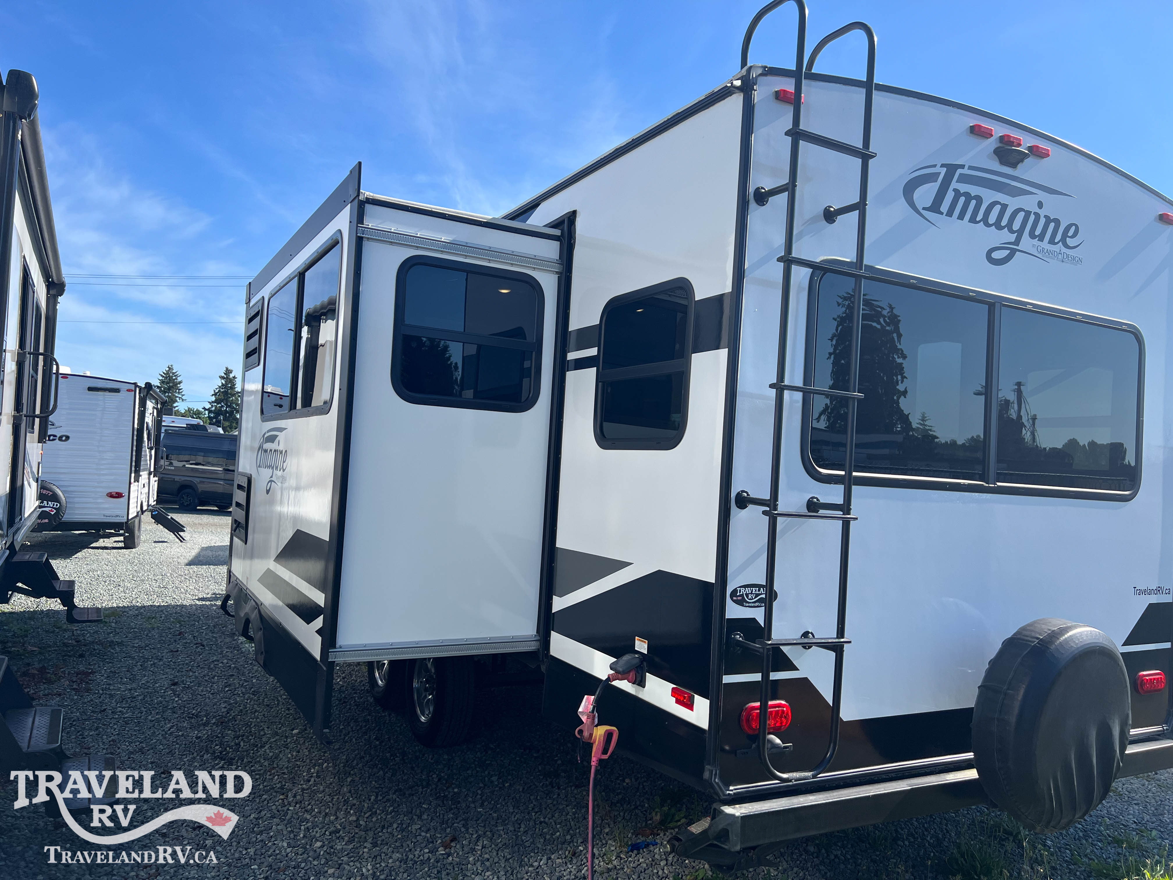 2019 Grand Design Imagine 2500RL - Image 5