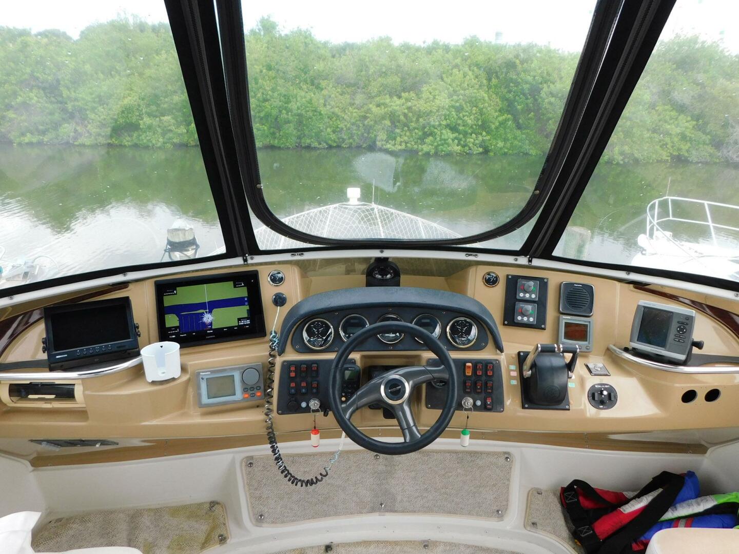 2003 Carver 44 CPMY - Image 8