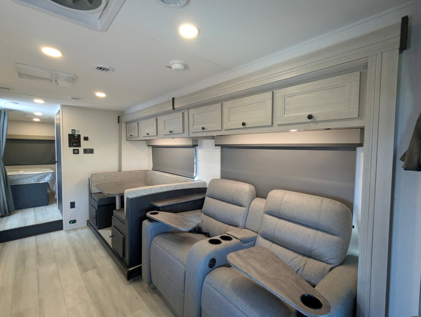 2027 Forest River Solera 32DSK - Image 20