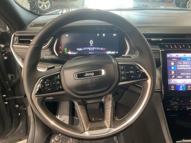 2025 Jeep Grand Cherokee L Overland 4X4 - Image 19