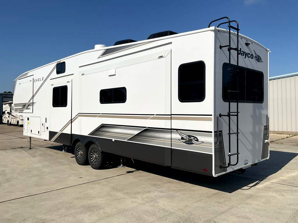 2027 JAYCO Eagle 355 MBQS - Image 35