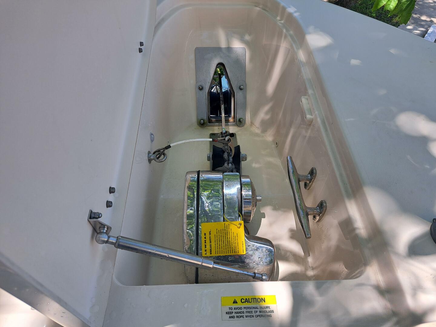 2018 Grady-White Freedom 285 - Image 37