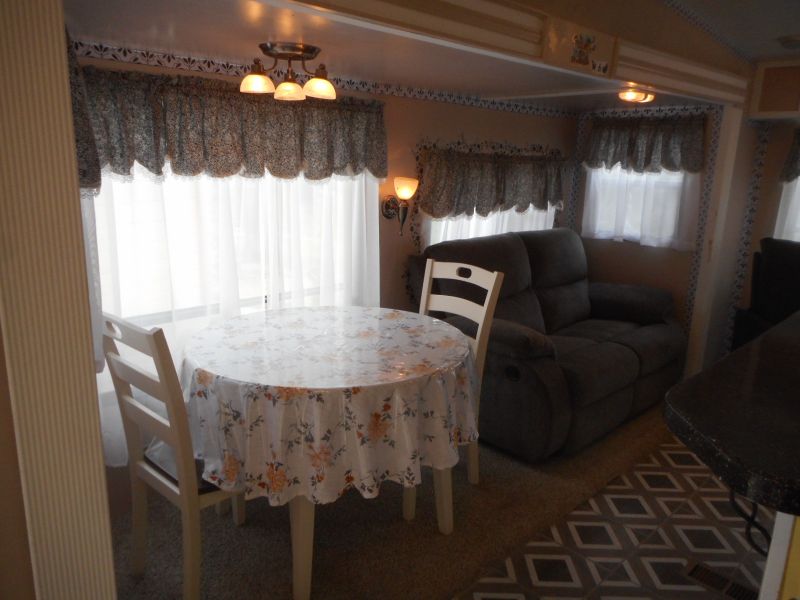 2012 Keystone Cougar 326MKS - Image 7