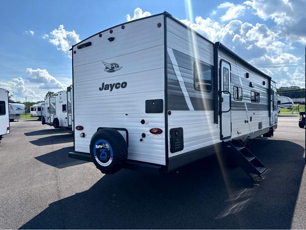 2027 JAYCO JAY FLIGHT 335BHS - Image 4