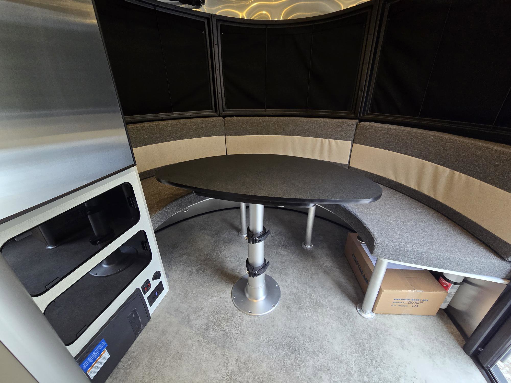 2026 AIRSTREAM Basecamp 20XE - Image 10