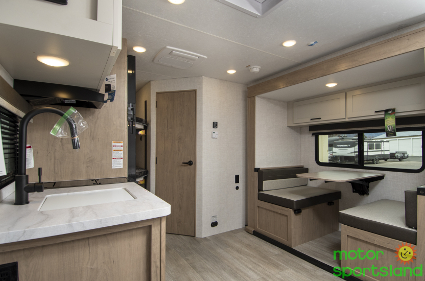 2026 Ember RV E-Series 19ETS - Image 19