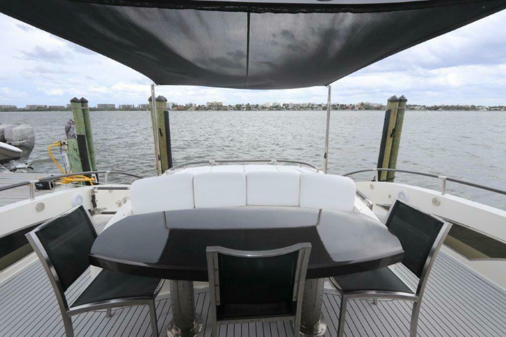 2009 Lazzara Yachts LSX 75 - Image 4