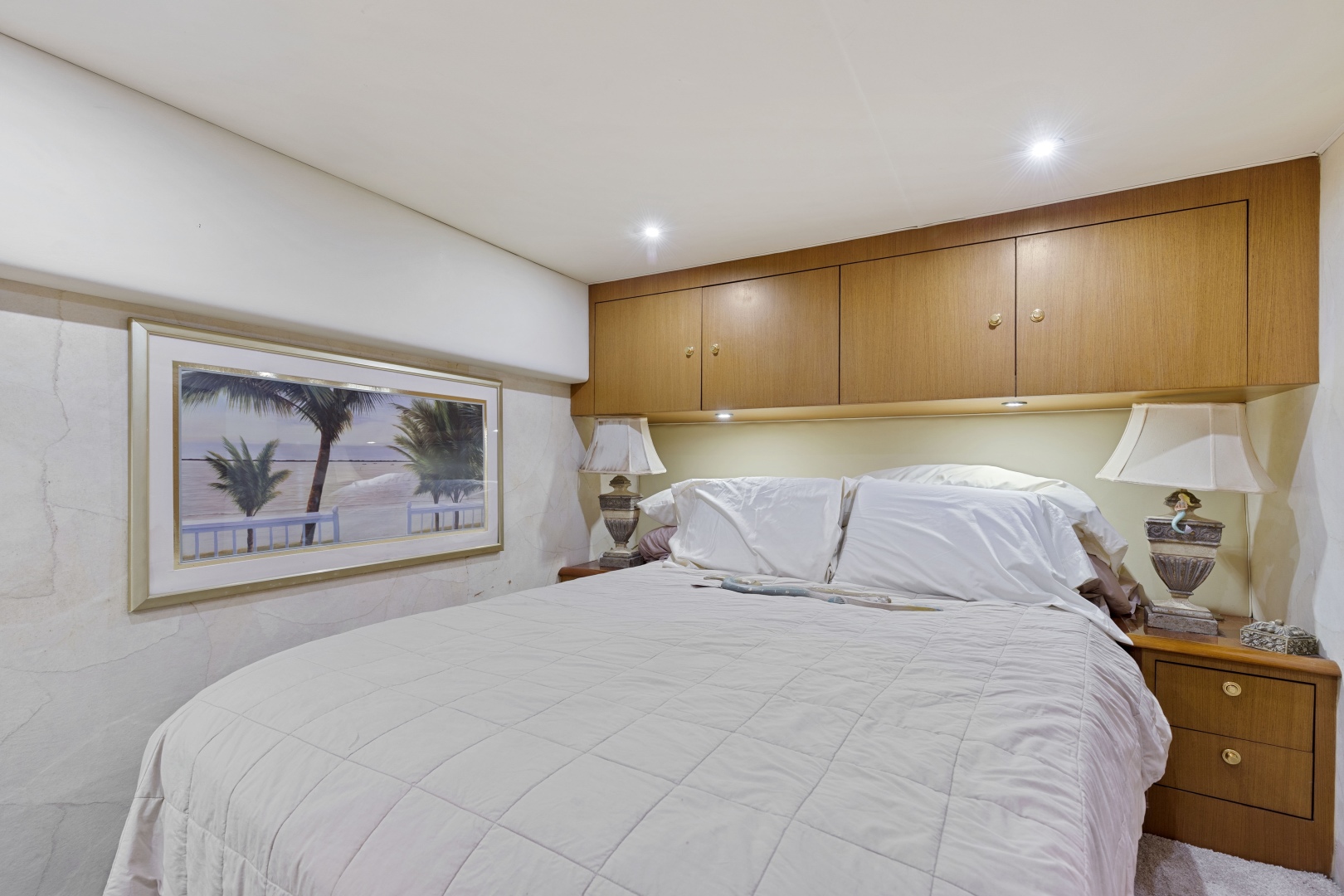 2001 Ocean Yachts 52 SS - Image 14
