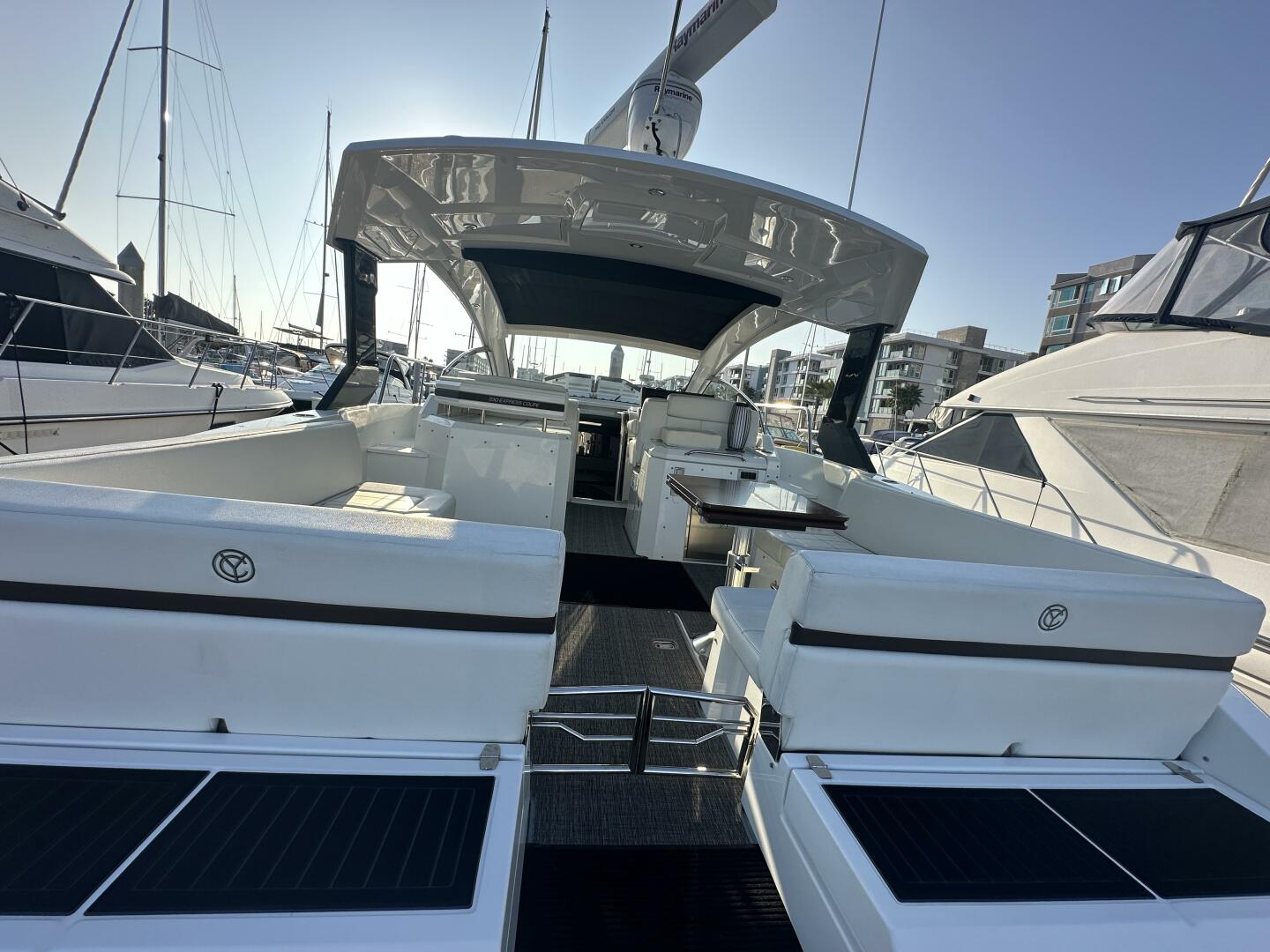 2017 Cruisers Yachts 390 Express Coupe - Image 56