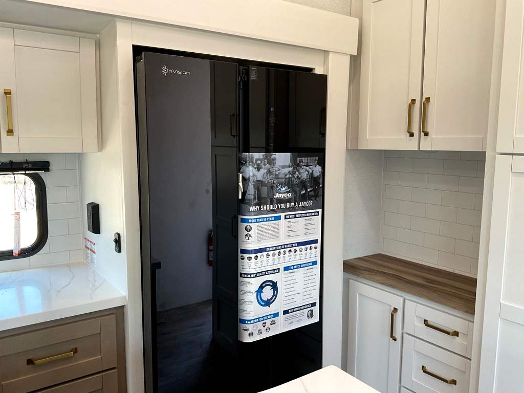 2027 JAYCO Eagle 355 MBQS - Image 16