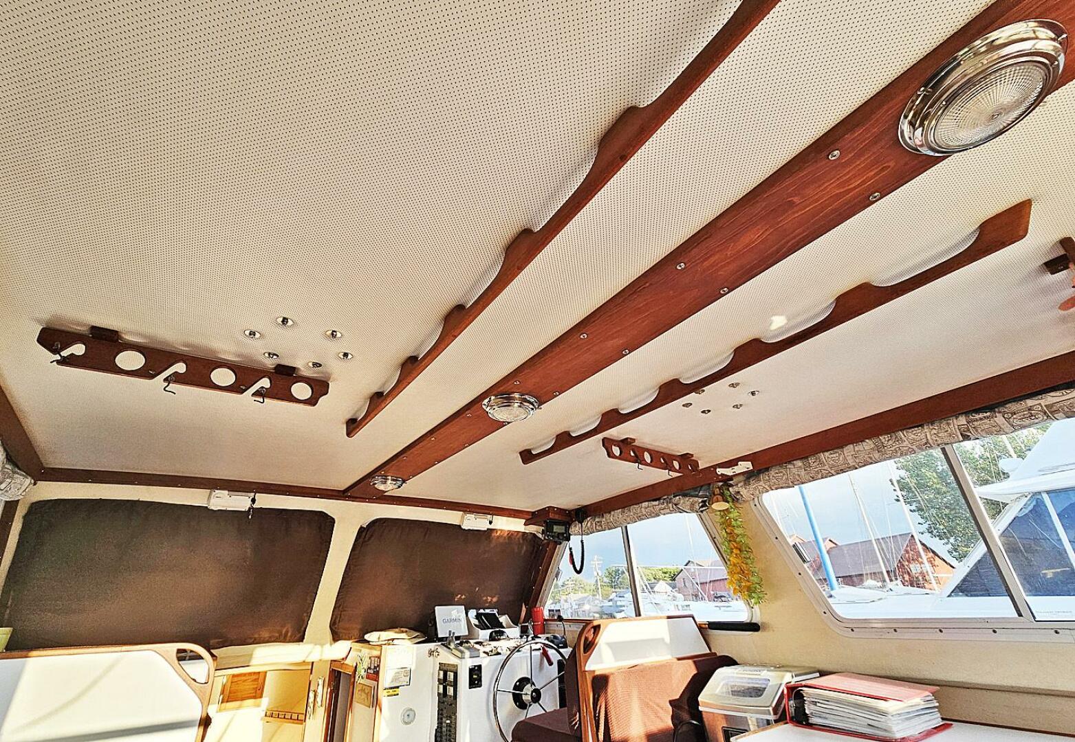 2010 Eastern Casco Bay 35 Flybridge - Image 6