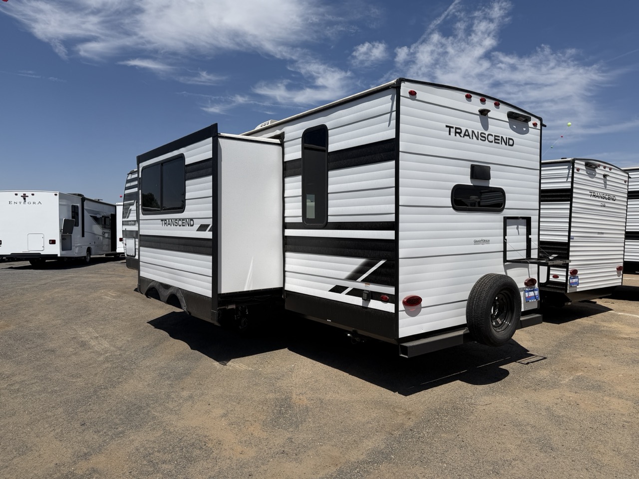 2026 Grand Design Transcend 285RKT - Image 2