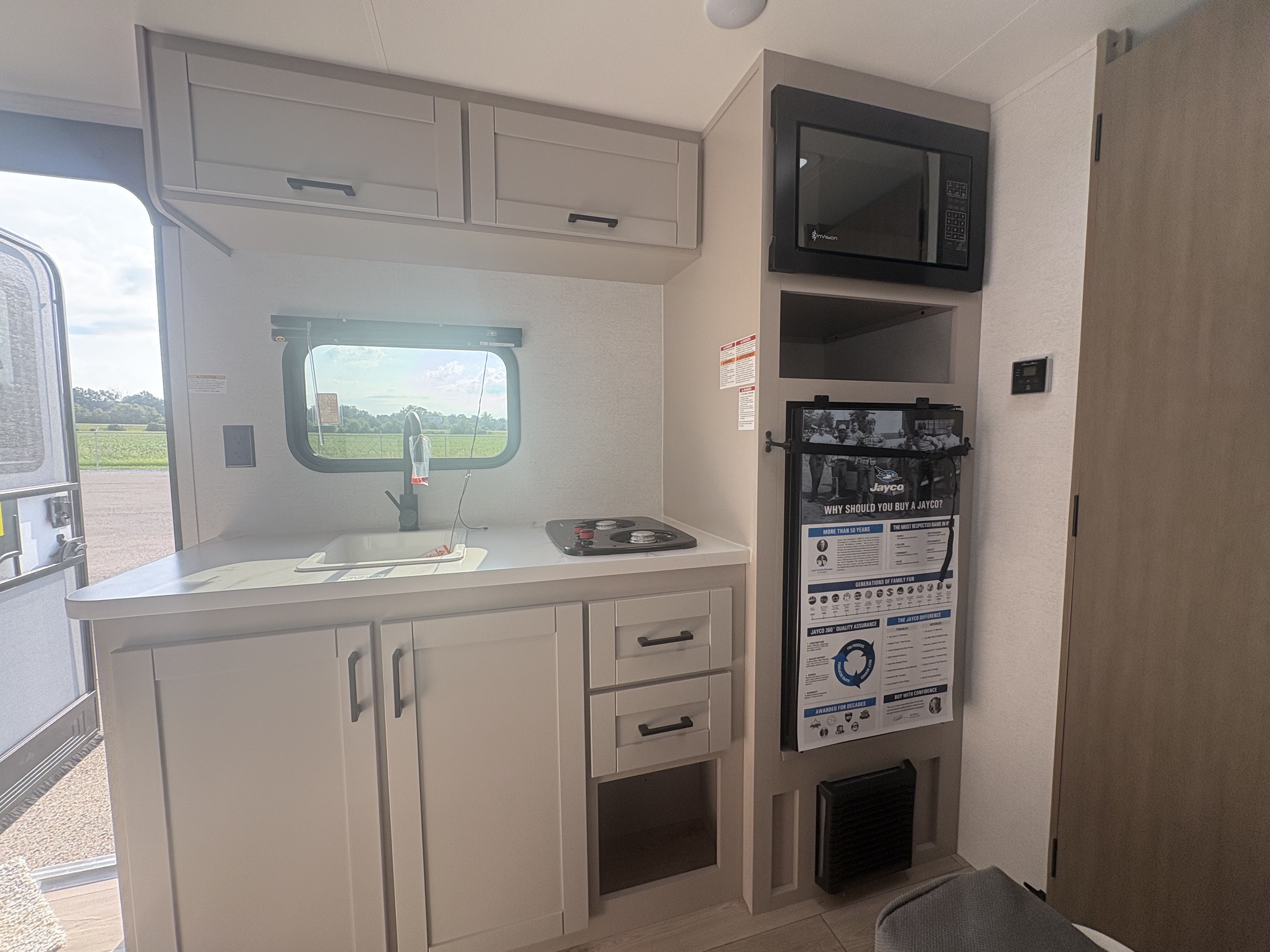 2027 JAYCO JAY FLIGHT 170BH - Image 12