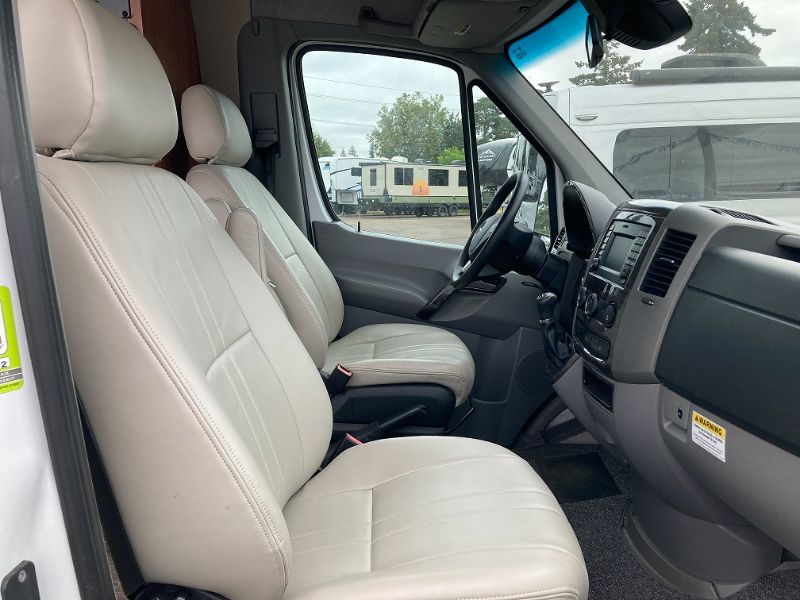 2018 Roadtrek CS Adventurous - Image 9