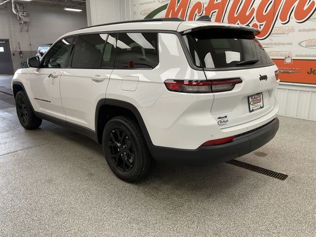2026 Jeep Grand-Cherokee-L Laredo Altitude 4x4 - Image 5
