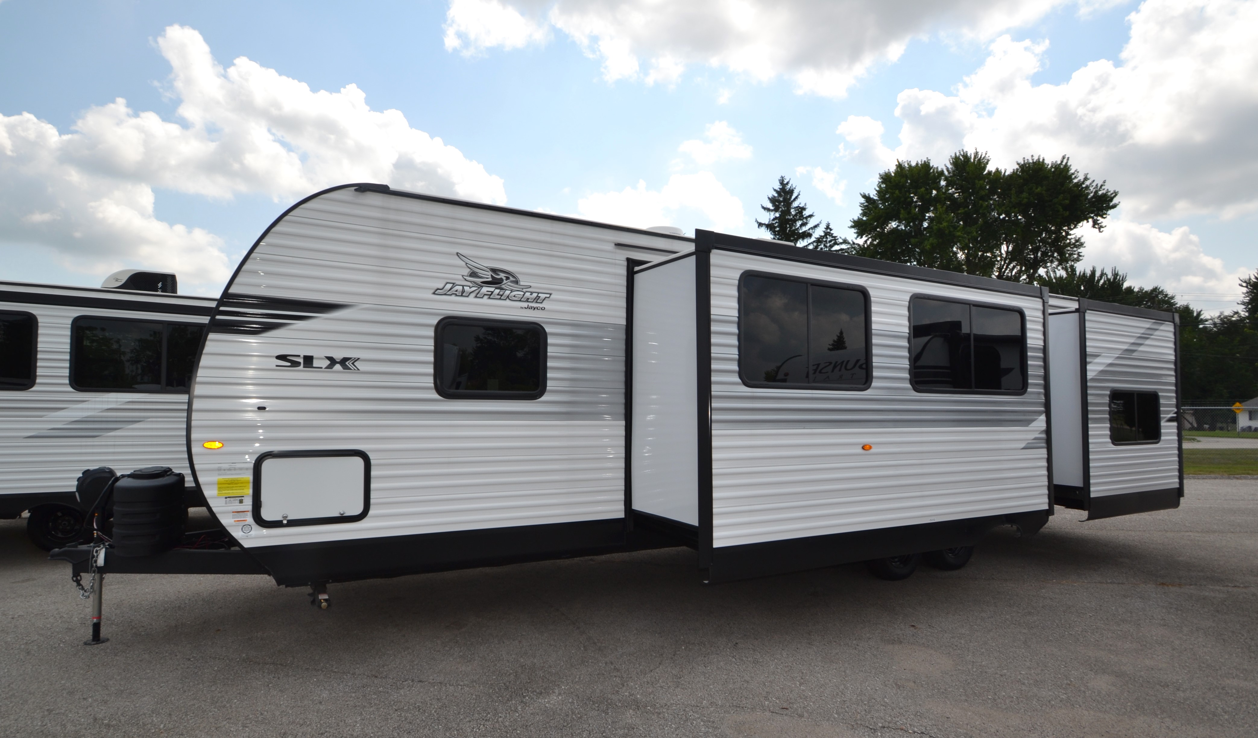 2026 Jayco Jay Flight SLX 321BDS - Image 4