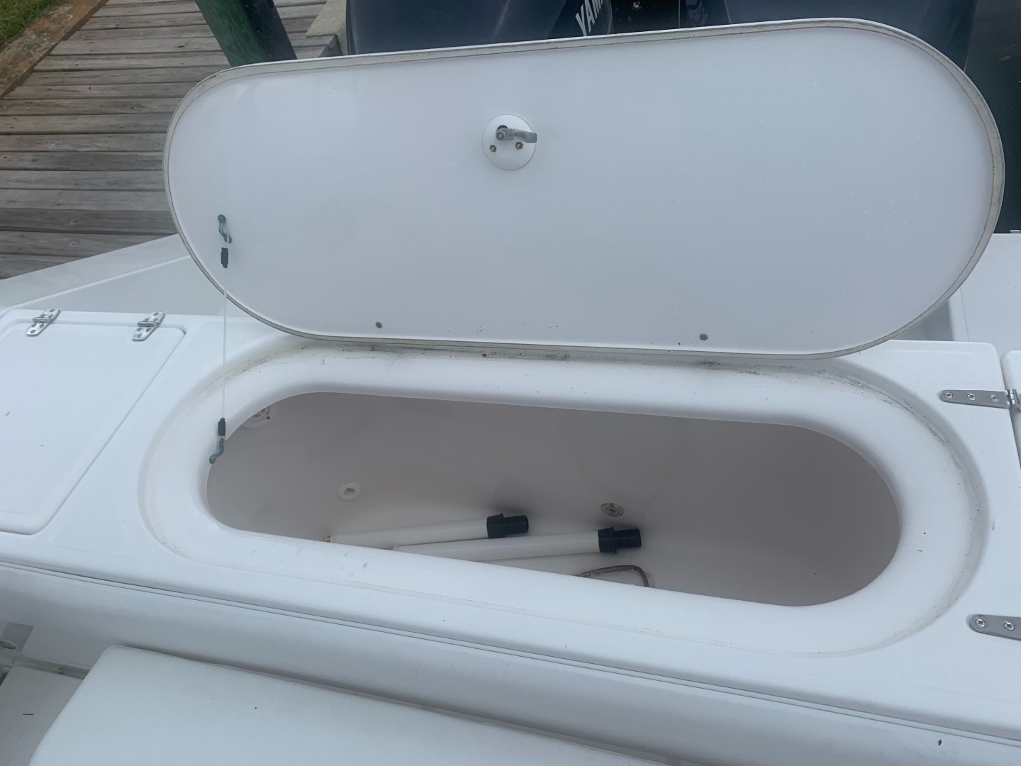 2001 Venture 34 Center Console - Image 3