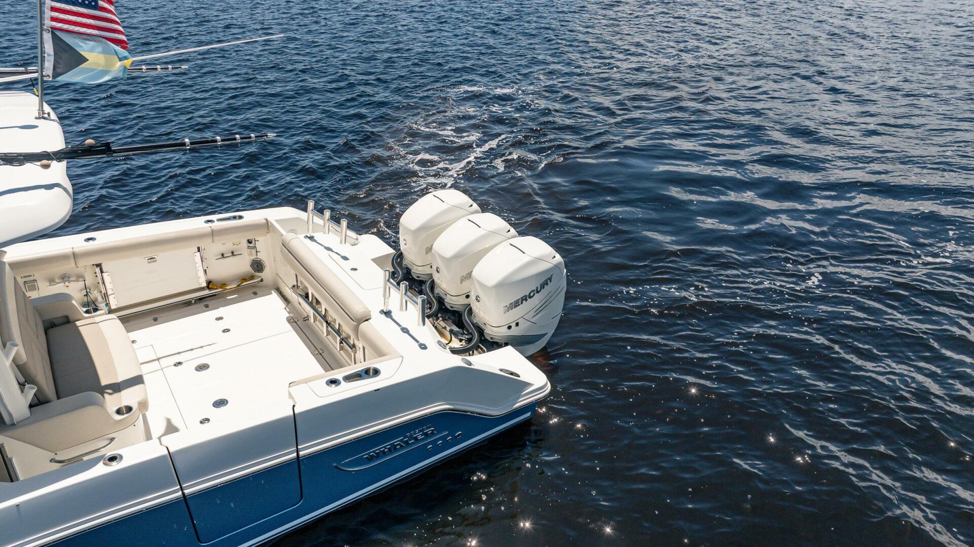 2018 Boston Whaler 380 Outrage - Image 48