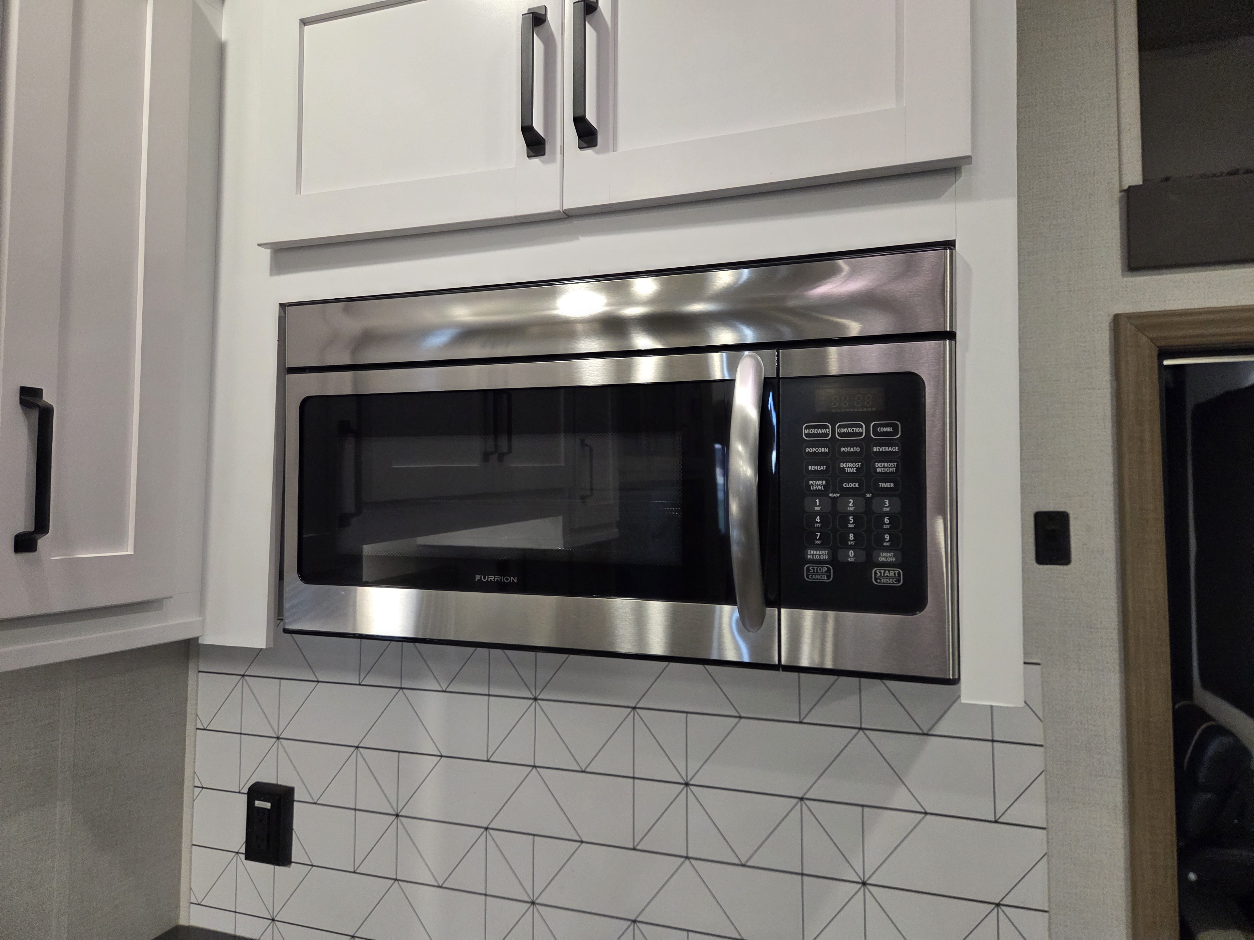 2022 Keystone Raptor 423 - Image 13
