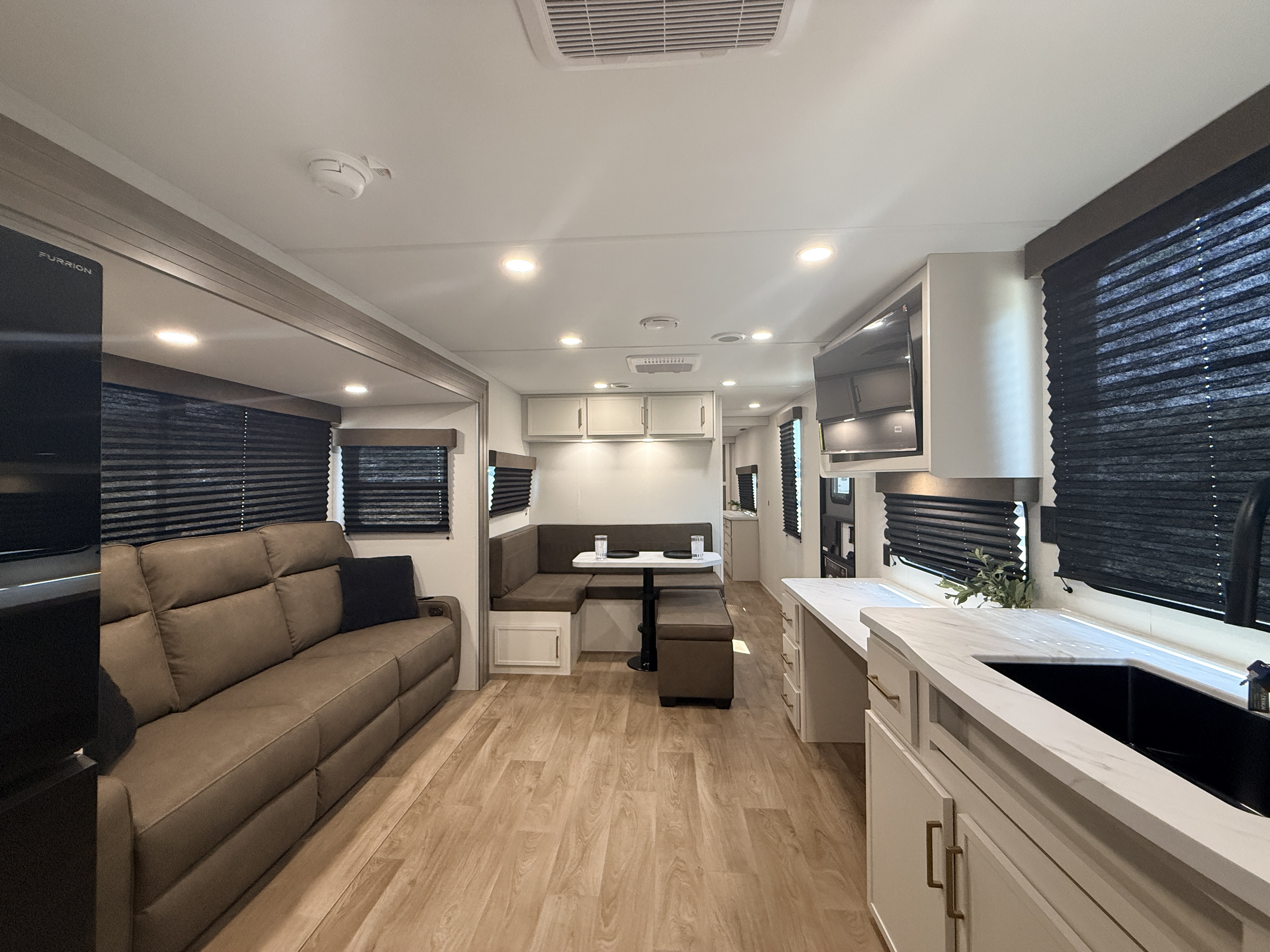2027 Grand Design Transcend 315RKT - Image 12
