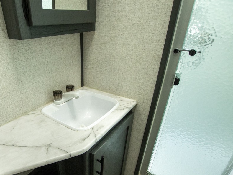 2022 Dutchmen RV Aspen Trail 2860RLS - Image 16
