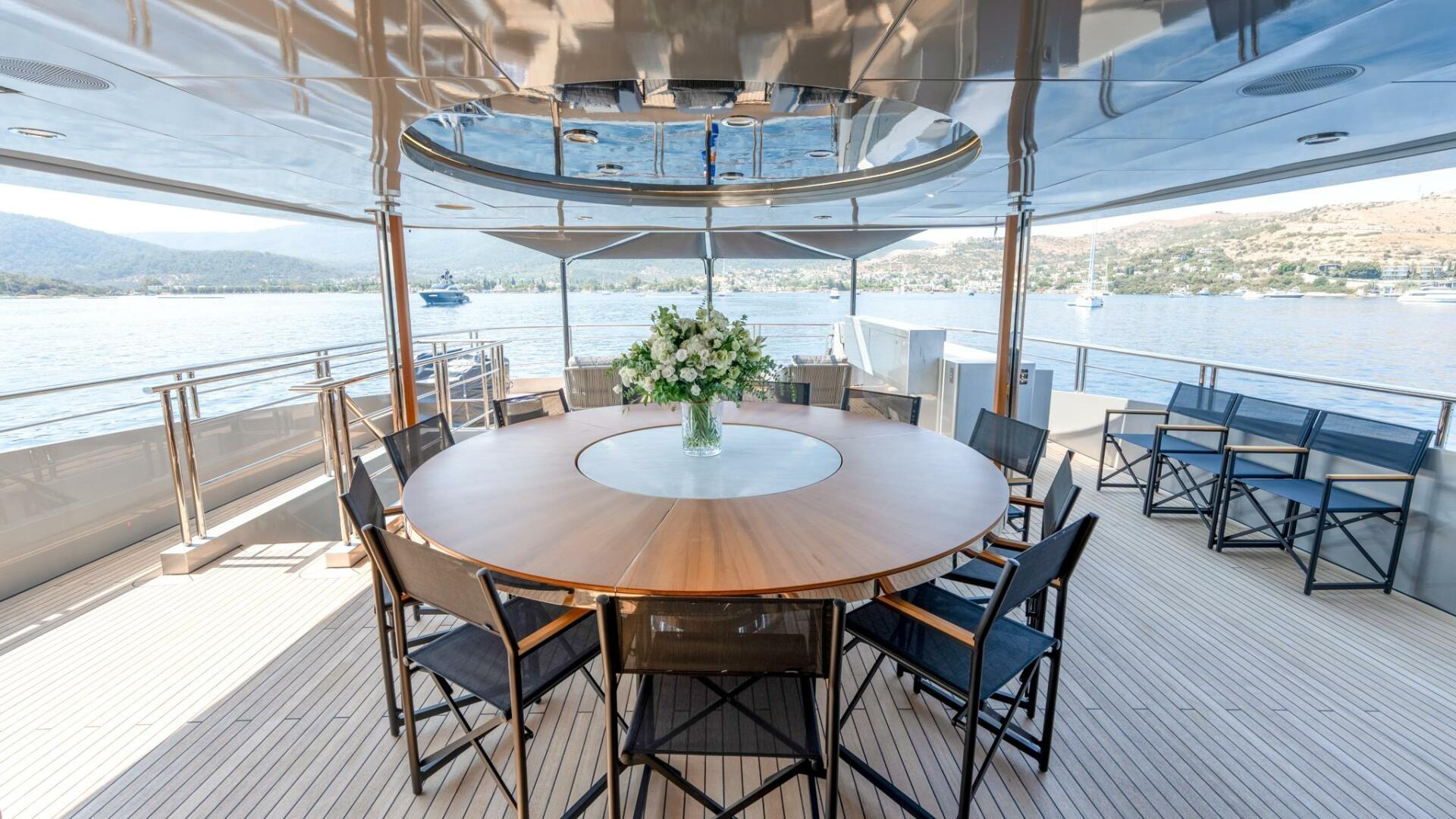 2016 Mondomarine 50 Meters - Image 19